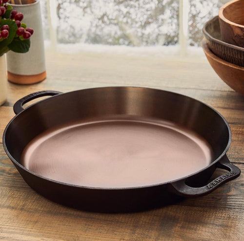 Smithey Ironware 14 dual Handle Cast Iron Skillet